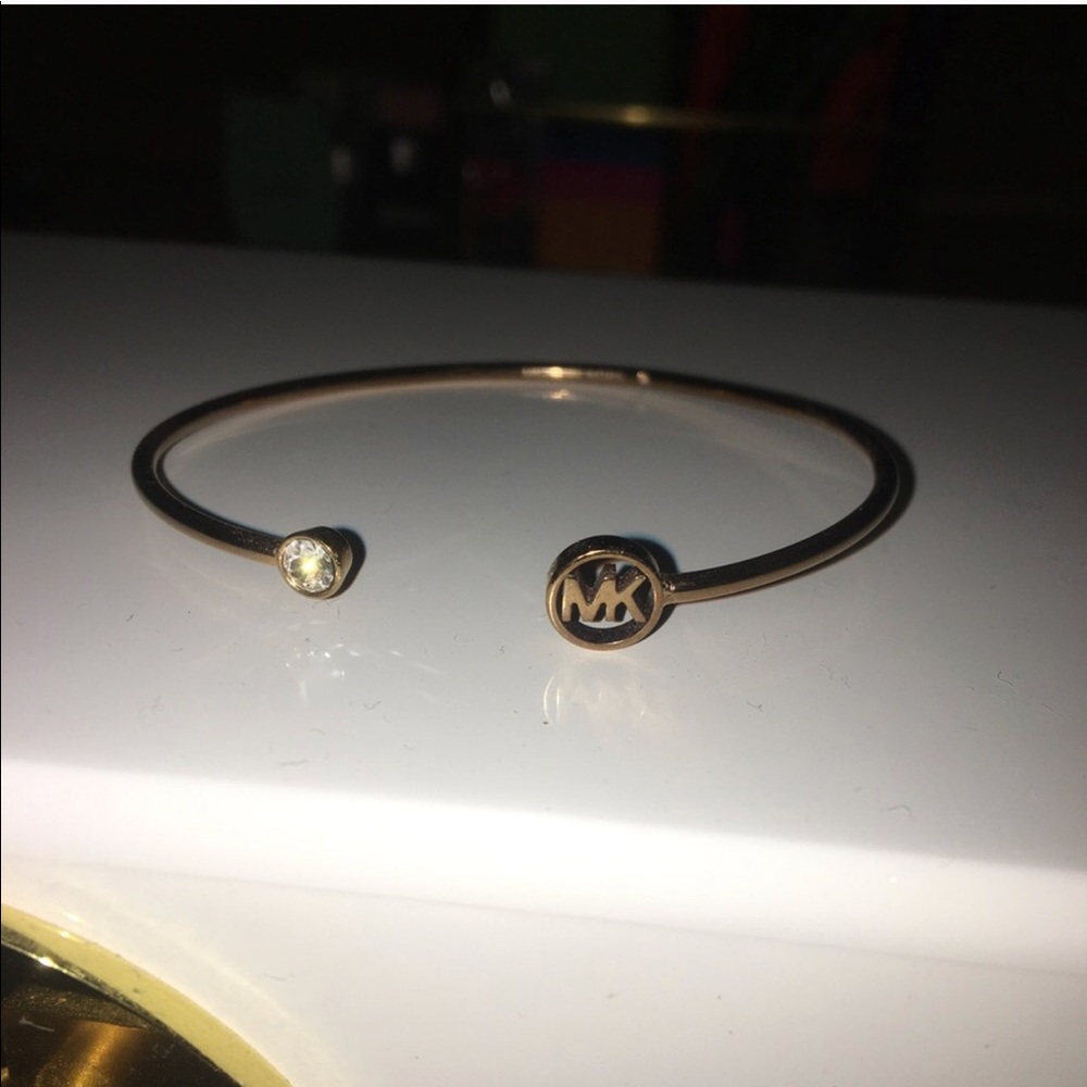 Micheal Kors bracelet gold